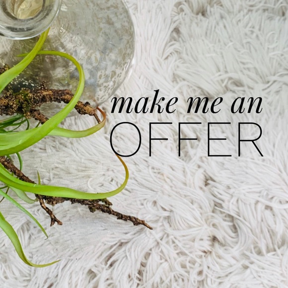 ✨ALL REASONABLE OFFERS CONSIDERED✨ ✨